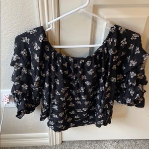 American Eagle off the shoulder flowy shirt